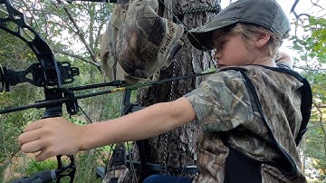 8 YEAR OLD Kills DEER with Compound BOW!