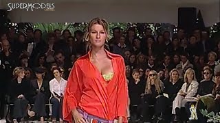 Gisele Bundchen best Moments on catwalk 2002 2005 by SuperModels Channel