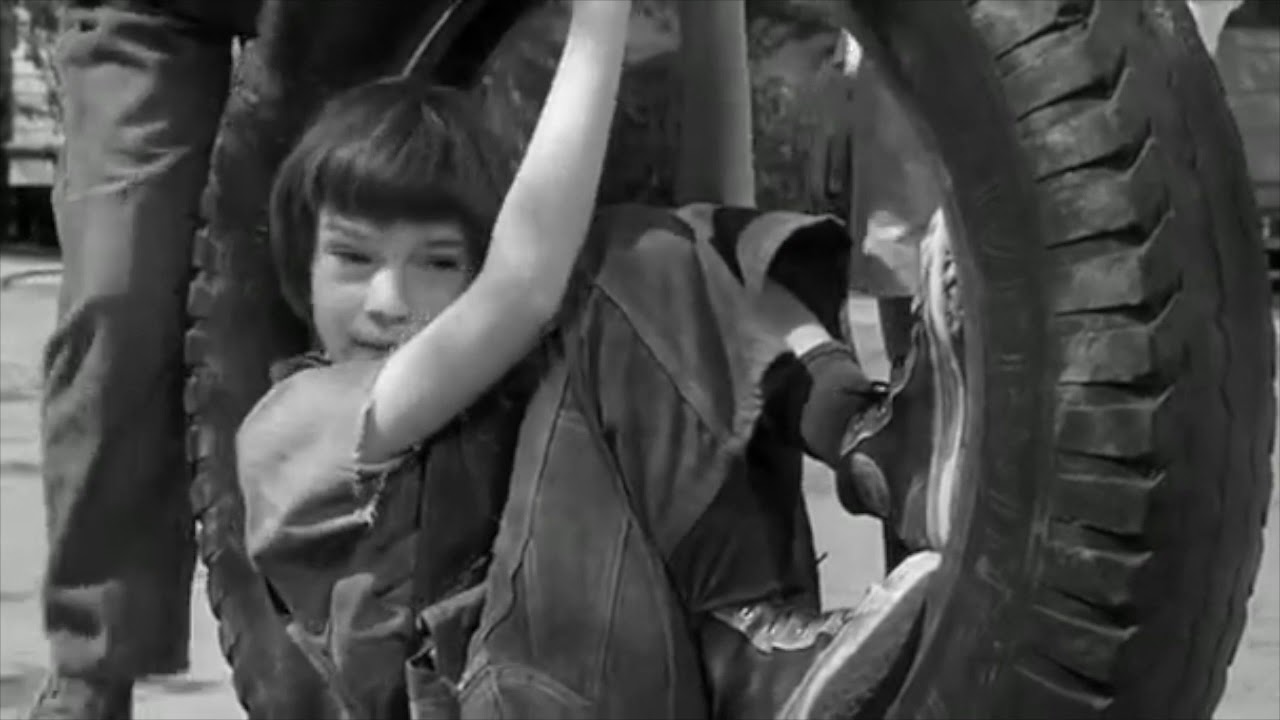 What I see when watching classic movies... YouTube