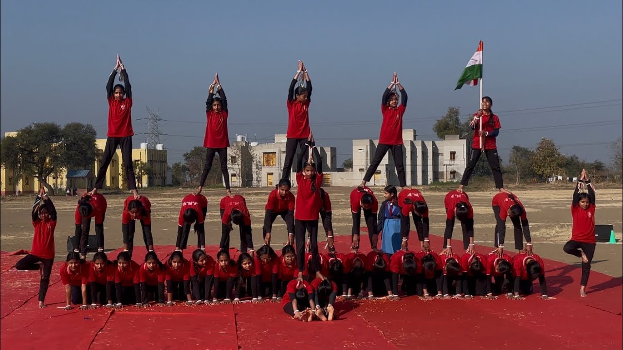 Pyramid || on 76th Republic Day || first time by Girls || Jnv dhar || # ...