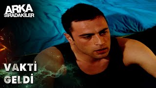 Oktay Ve Saffet İçin Hesaplaşma Vakti Arka Sıradakiler 30. Bölüm