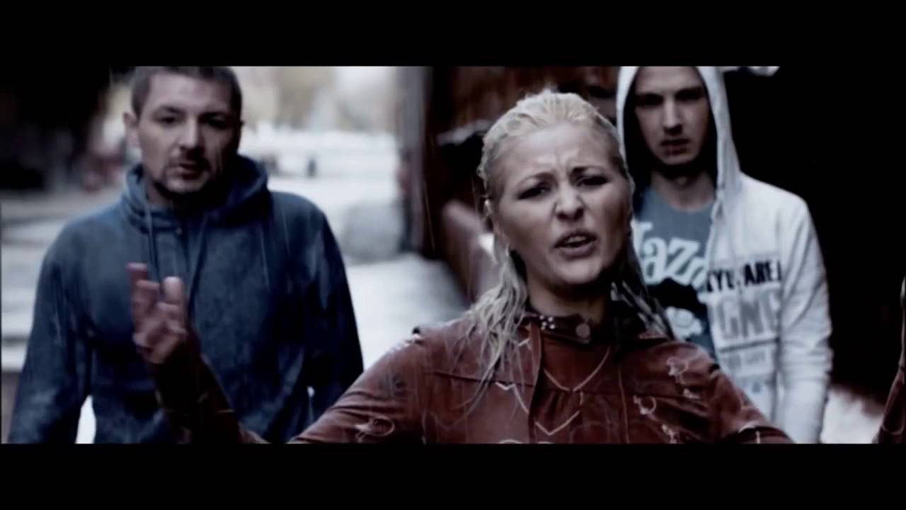 группа дыши. исполнитель: дыши. взгляни на небо кто исполняет. проект дыши. взгляни на небо кто исполняет.