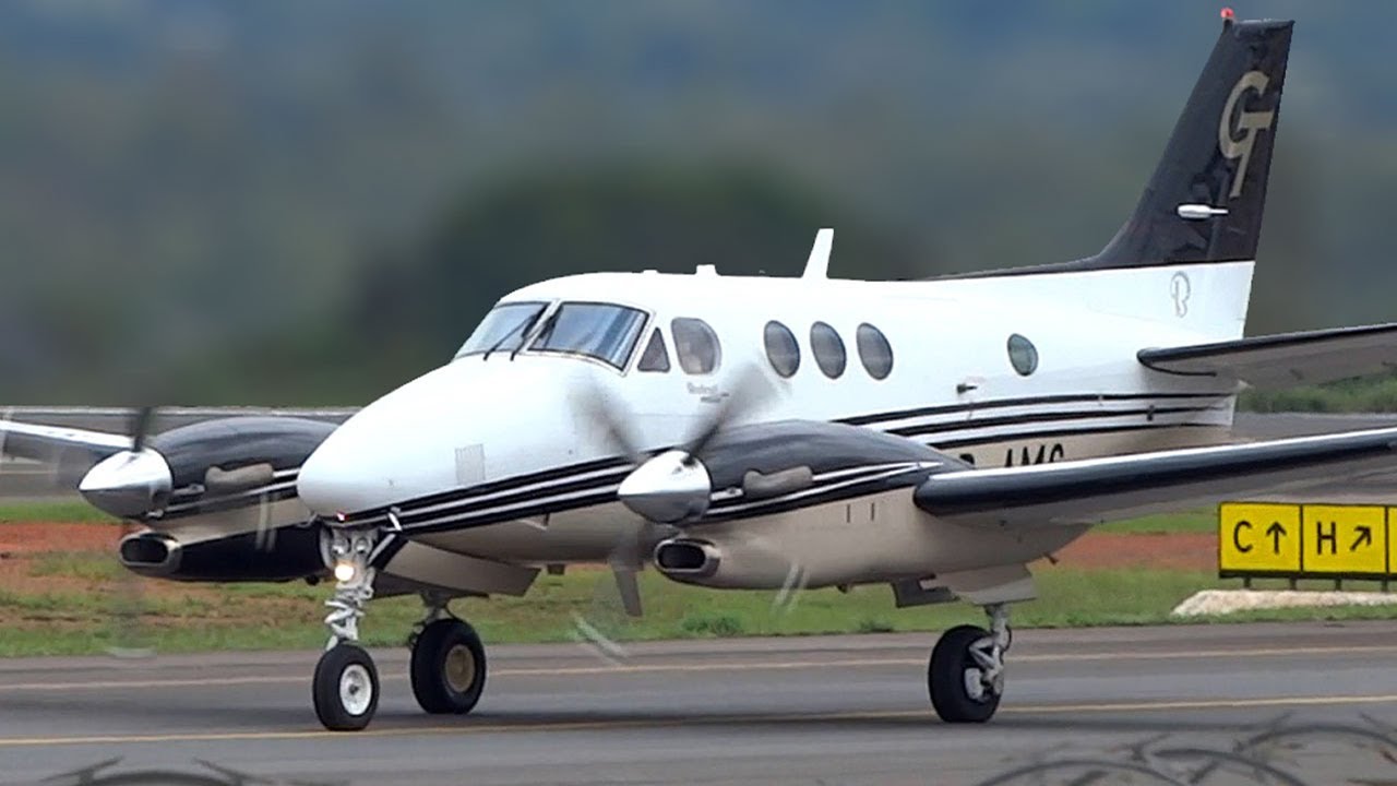 Beechcraft King Air C90GT and GTx Taxiing