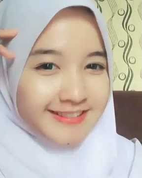 Story wa 'cewek cantik gemesin'