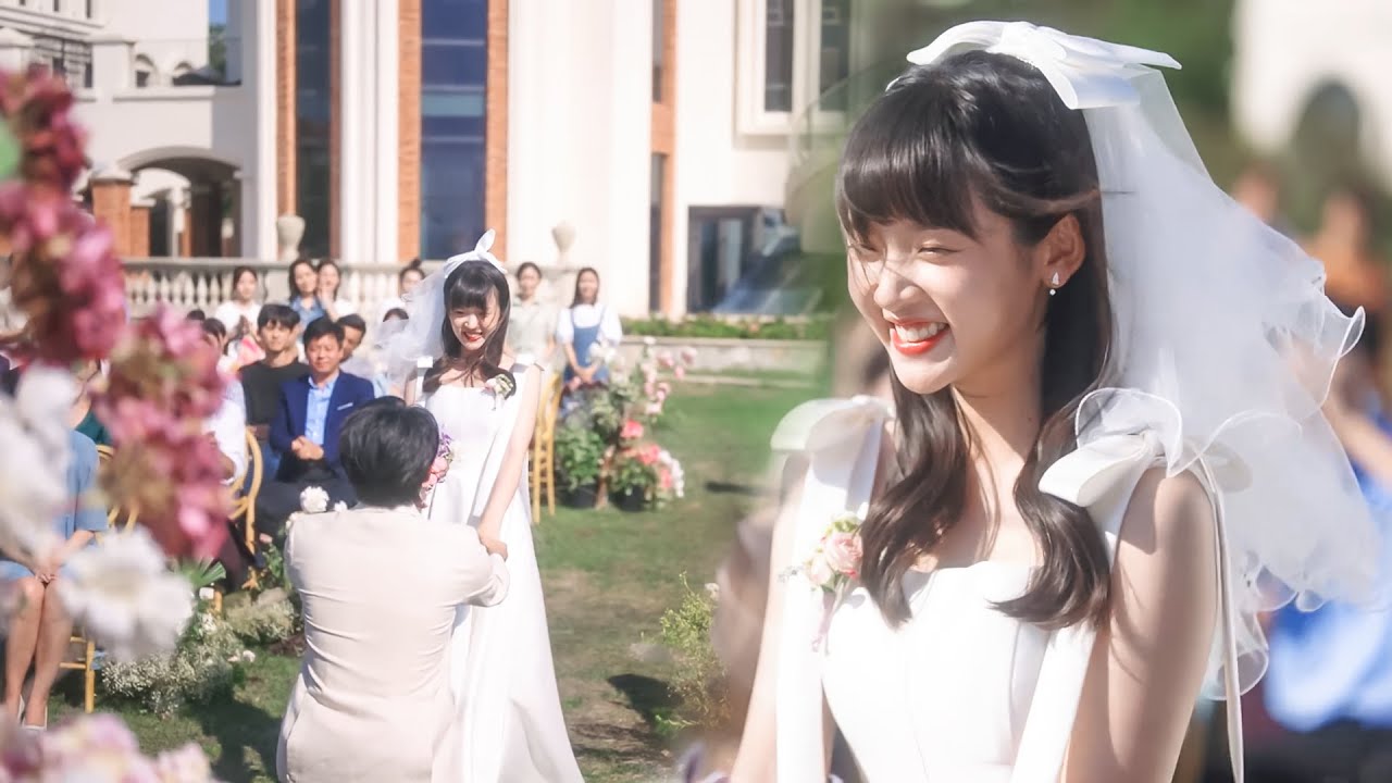 【CUT22】🍿Школьник сделал Золушке предложение, и она со счастливым лицом согласилась🥰【Конец】