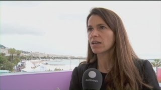 euronews cinema - Cannes: Festival visit for French culture minister
