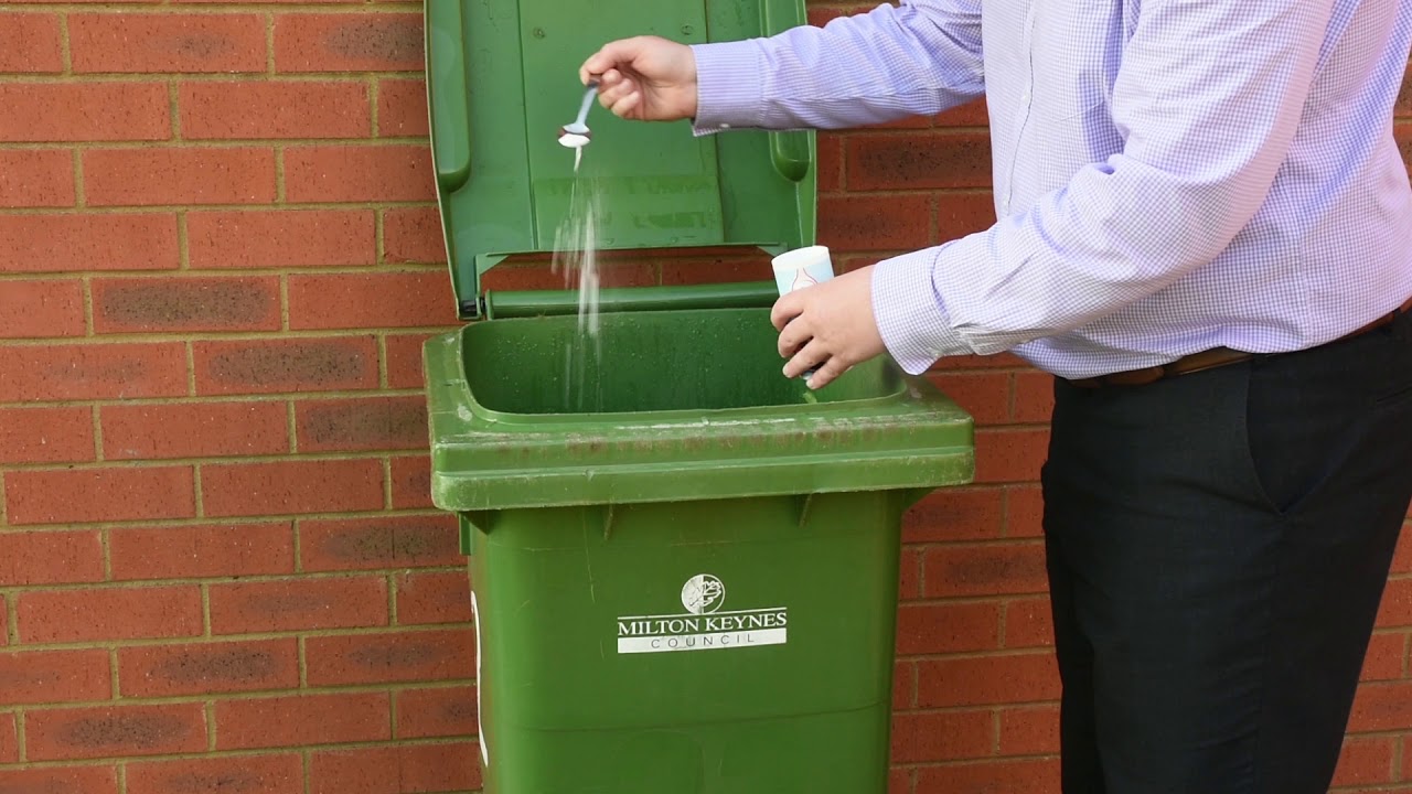 Keep Your Green Food And Garden Waste Bin Clean YouTube
