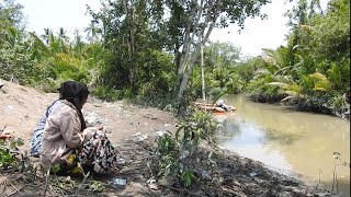 The crocodile carried the victim's body right to the point where the victim was attacked!!