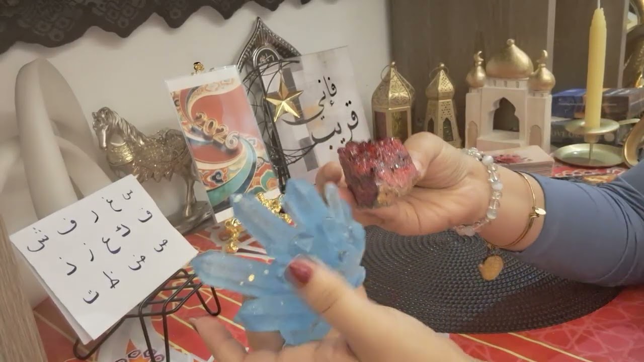 مين المعجب السري اللي يتابعكم بصمت ويراقبك بشدة عبر مواقع التواصل الإجتماعي 