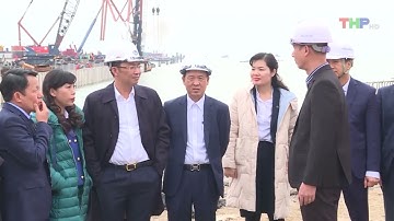 Không khí làm việc khẩn trương tại công trường thi công hai bến container số 3,4 khu vực Lạch Huyện