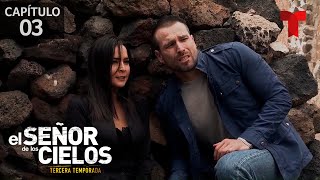 Aurelio y Leonor escapan de los traicioneros | Capítulo 3 | Temporada 3 | El Señor de los Cielos