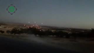 Крупнейшие банды начали жестокую войну, отбивая друг у друга сирийские города Крупнейшие банды начали жестокую войну, отбивая друг у друга сирийские города