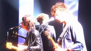 The Kooks - Is It Me Live