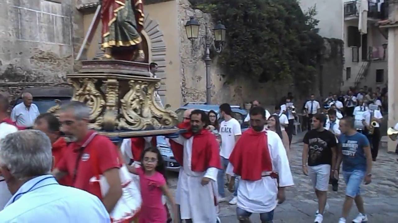 Sant Andrea Apostolo Dello Ionio Statua E Reliquie Del Patrono In Processione Youtube