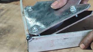 How to make a magnetic elbow from a used speaker magnet | blacksmith