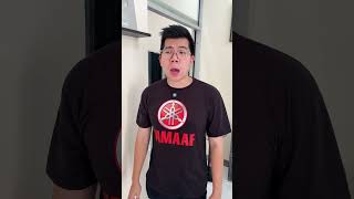 Minta tolong adek dan abang tiup balon