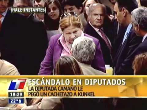 GRACIELA CAMAO - CACHETAZO A CARLOS KUNKEL TRAS AG...