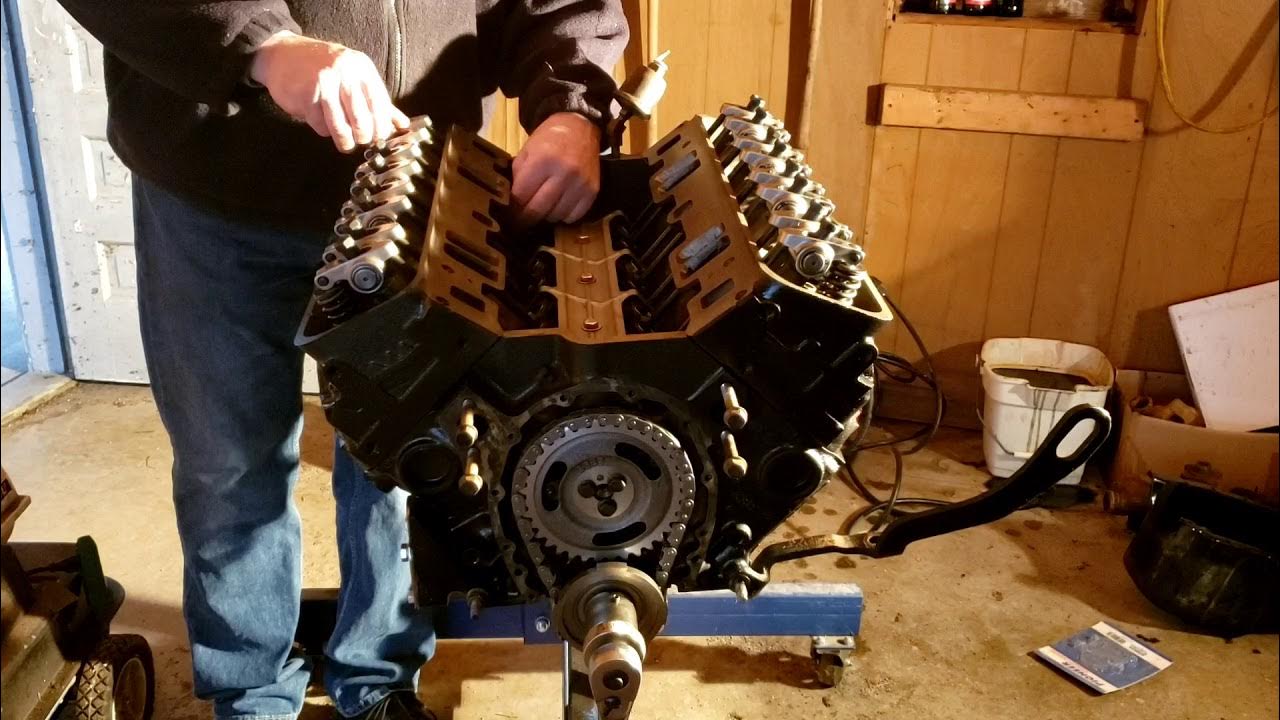 Installing roller rockers using the Vice Grip Garage technique YouTube