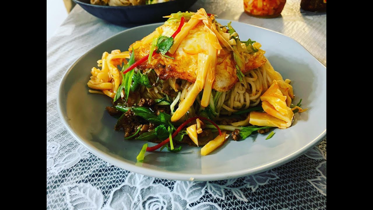 DIY Cheap and Simple Asian Noodle:  Dan Dan Mein, Chow Mein, Chow Fun