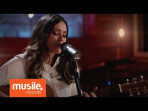 Amanda Rodrigues - Caminhando em Frente (Live Session)