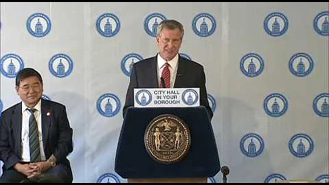 Mayor de Blasio and First Lady Chirlane McCray Make a Healthcare Announcement