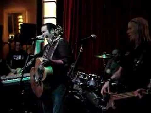 LeCompt plays some Zeppelin at the Borgata