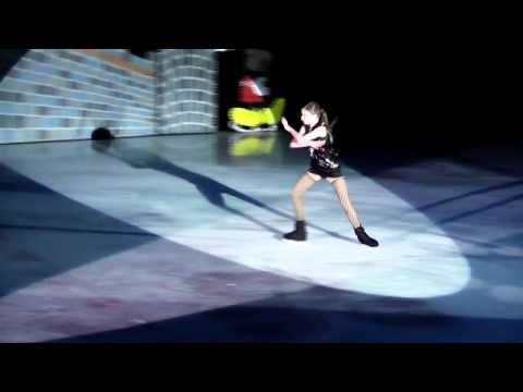 Revue 2011 Lachute Catherine Roy St-Jean.mp4