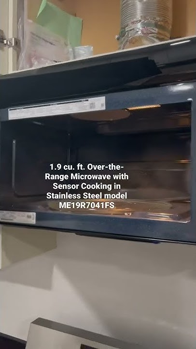 Samsung 1.9 cu. ft. Over-the-Range Microwave with SensorCooking in