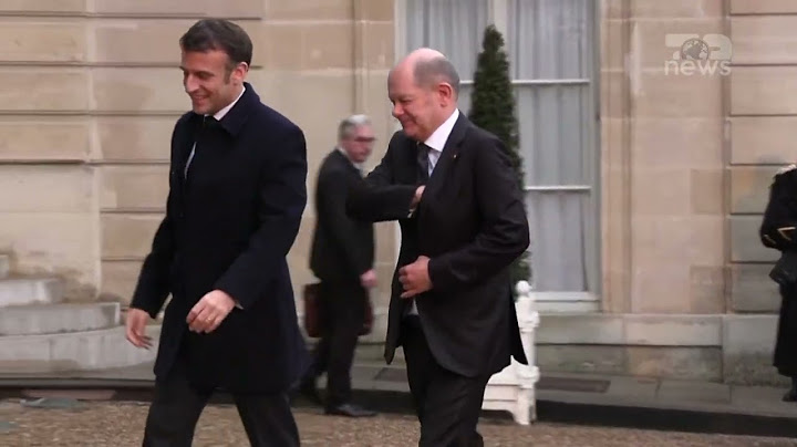 Top News/ Emanuel Macron, ‘I FORTI I EVROPËS’ / ’Në ring me Putinin’, publikon fotot duke bërë boks