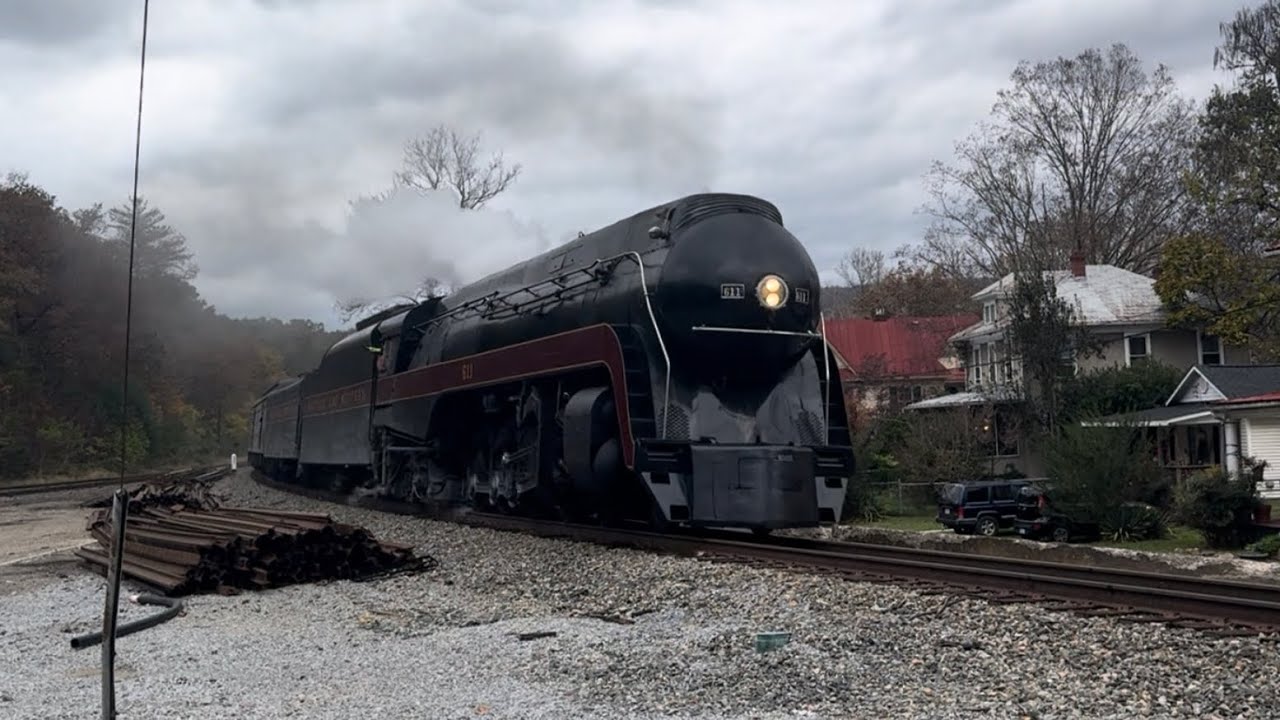 Railfanning 2025 (ft. Snow, Amtrak 100 160 & 301, NCDOT 1893, ACWR 271, N&W 611)
