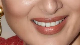 Beautiful Model Actress Kareena Kapoor Khan Unseen Lips Closeup