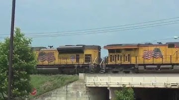 Union Pacific Engines Power CSX Manifest Train