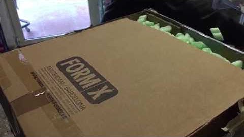 Unpacking Predator Latex Mask by ArtistWings