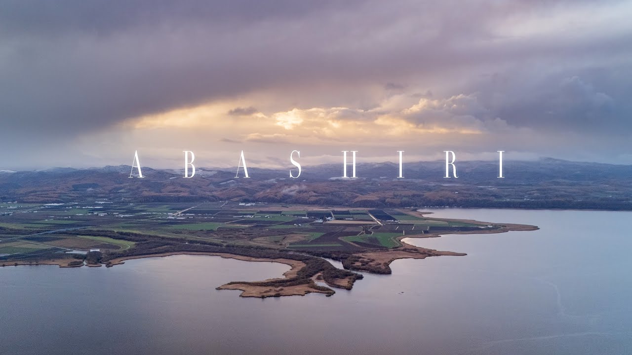 Driving through Hokkaido in late autumn, discovering the beauty of the land from above