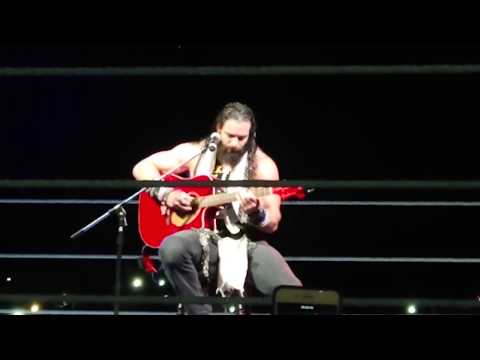 Elias - De Música Ligera (Gustavo Cerati / Soda Stereo) @ WWE Live Argentina 2018