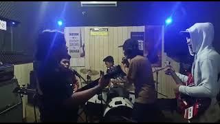 Banana beach - Ga perlu ada dia ||pprkk