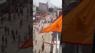 Stonepelting during hazaribag ramnavmi 2016 2