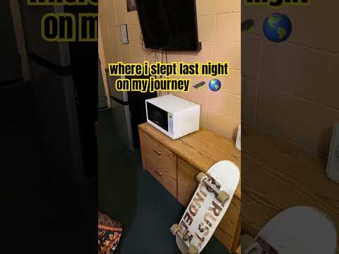 People Keep Asking Where I M Sleeping Here Was Last Nights Spot Travelvlog Motel Hotel Funstay