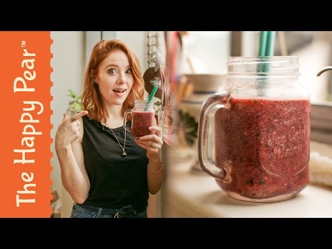 you-can't-even-taste-the-kale-smoothie-w-angela-scanlon