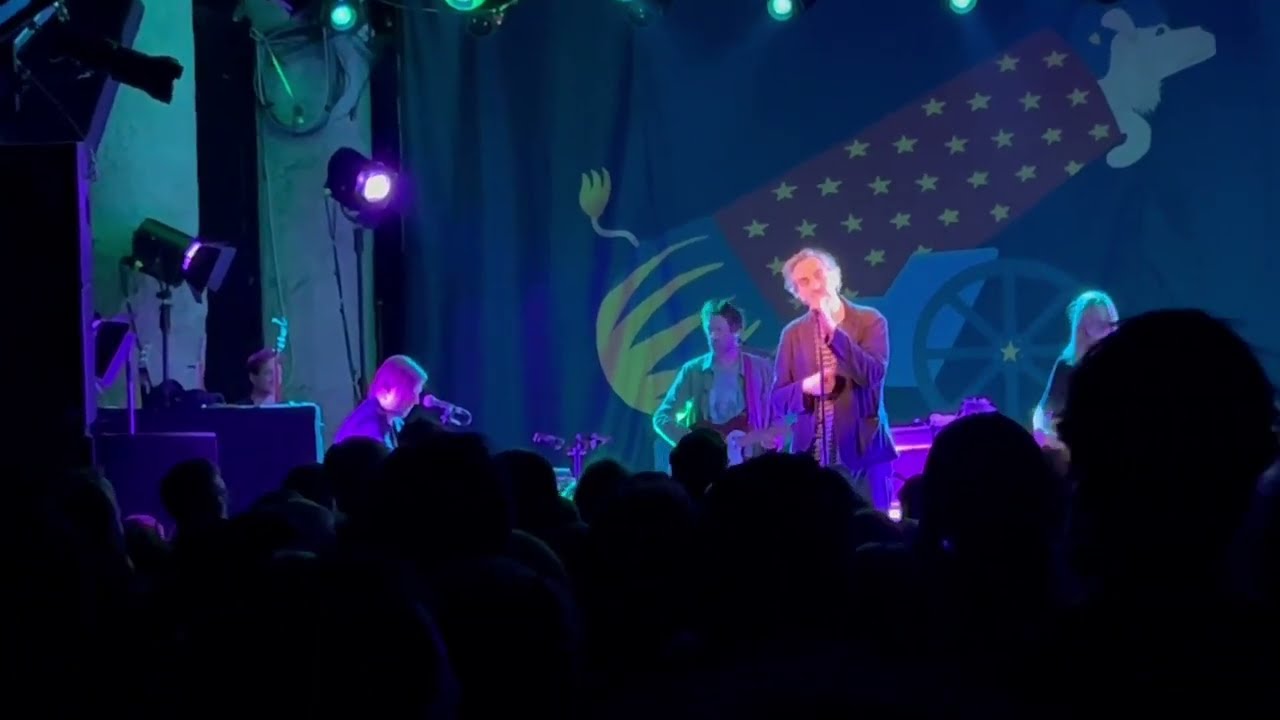 Watch Olli Schulz - Silvester LIVE Salzburg on YouTube