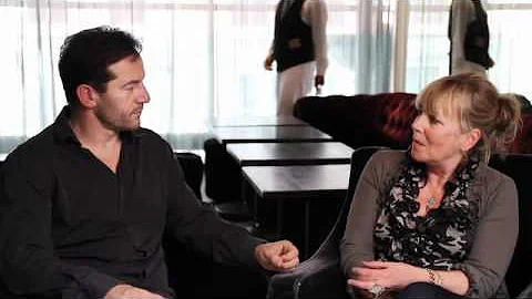Kate Atkinson and Jason Isaacs - Case Histories in...