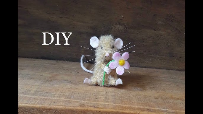 Craft DIY: Two felt mice - Sweet Living Magazine