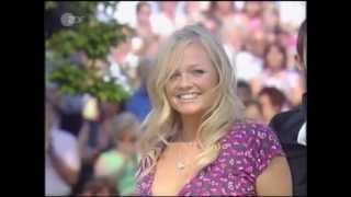 Emma Bunton - Maybe (Live @ Fernsehgarten 05-09-2004)