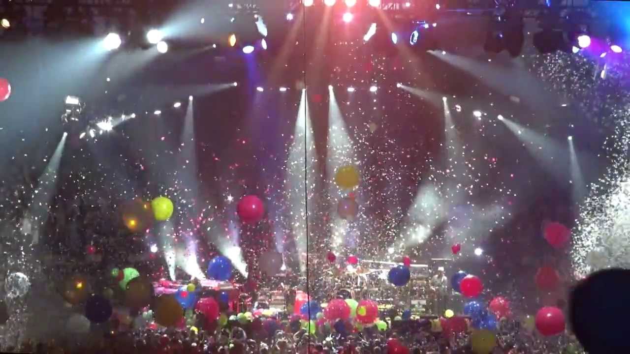 Phish - New Years Eve 2013 Balloon Drop~Fuego - MSG 