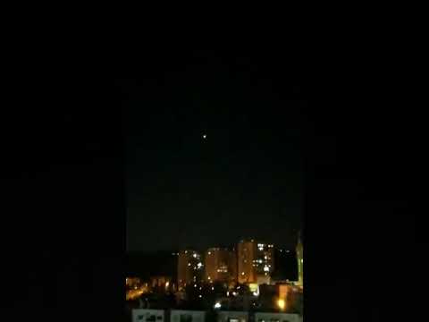 الدفاع الجوي السوري يسقط صواريخ إسرائيلية فوق دمشق