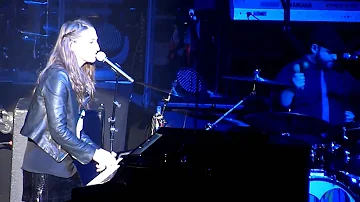 Sara Bareilles - Fuck You (Cee Lo Green cover) @ Casino de Paris, France