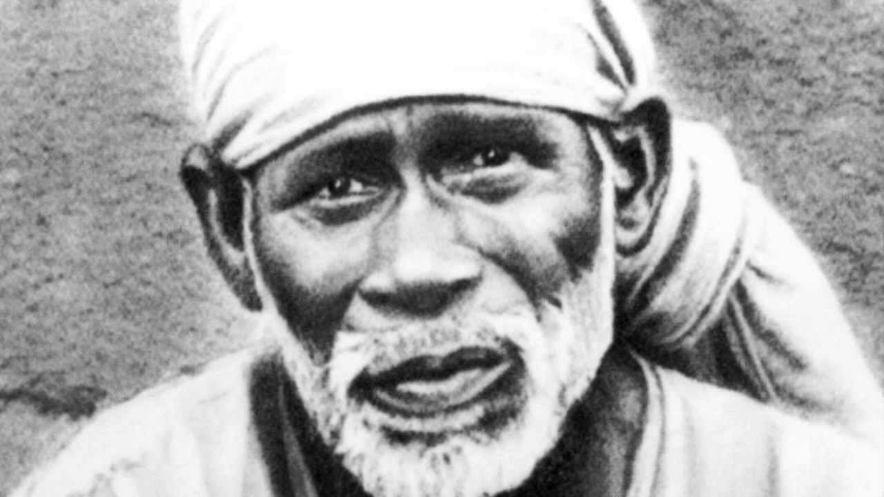 Shirdi Sai Baba original photos - YouTube