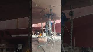 Pekerjaan azimut shaft propeller TB. BINTANG BISMA