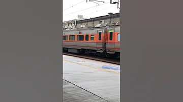 2024 2 6台鐵自強118次 新竹進站 E1000 自強號 