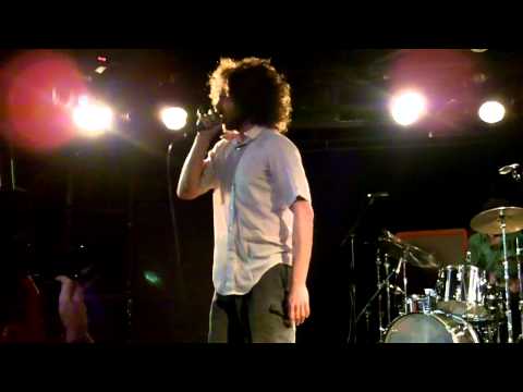 One day as a Lion - If you fear dying - 01/03/2011 - The prince bandroom